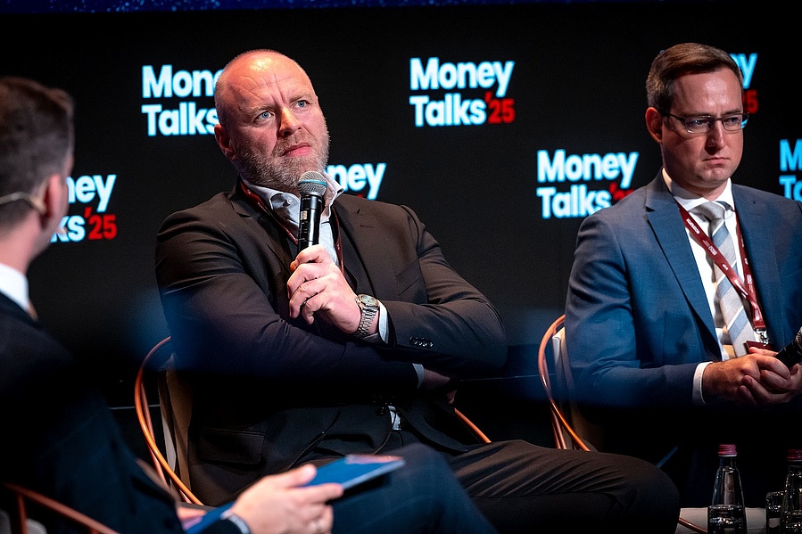Székely Péter, a VFE Kft. tulajdonosa, az Economx Money Talks' 2025 rendezvényén: sikerként könyveltük el, hogy a magyar vállalkozók szemét is felnyitottuk.